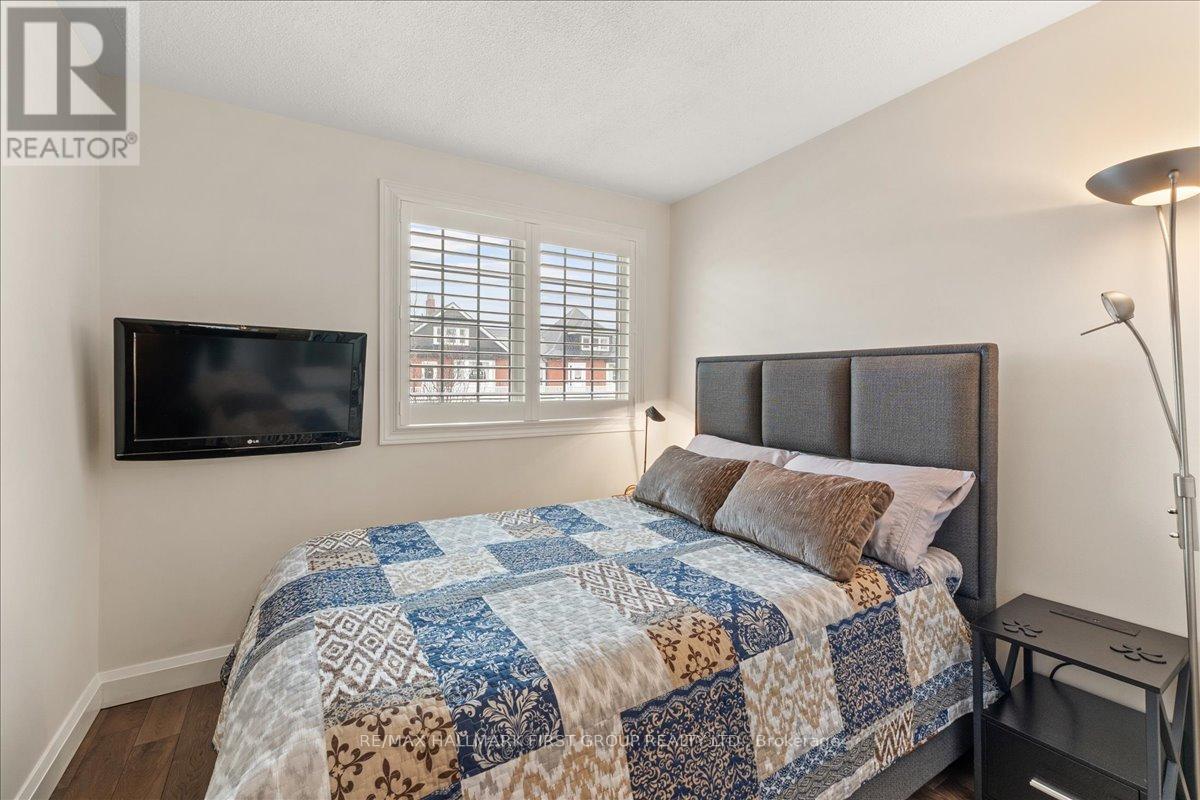 6 - 110 Mary Street W, Whitby (Downtown Whitby), Ontario  L1N 8M5 - Photo 32 - E12854904