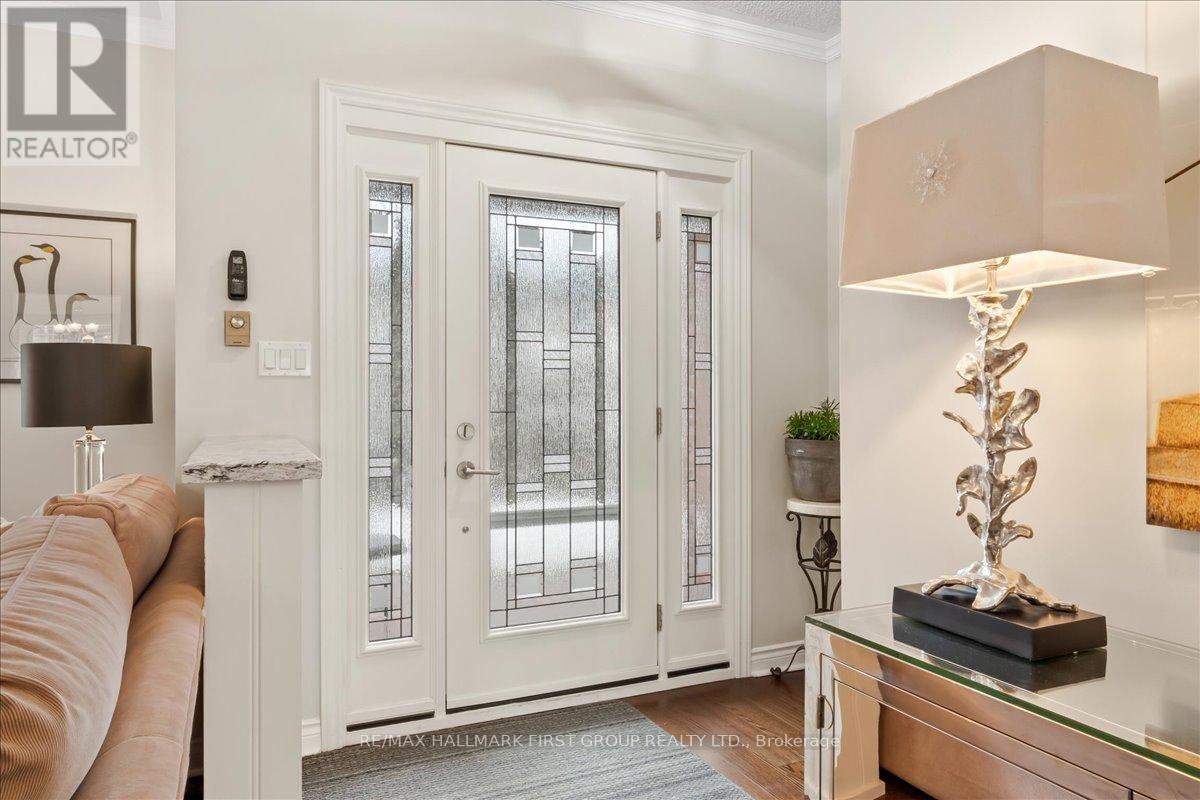 6 - 110 Mary Street W, Whitby (Downtown Whitby), Ontario  L1N 8M5 - Photo 5 - E12854904