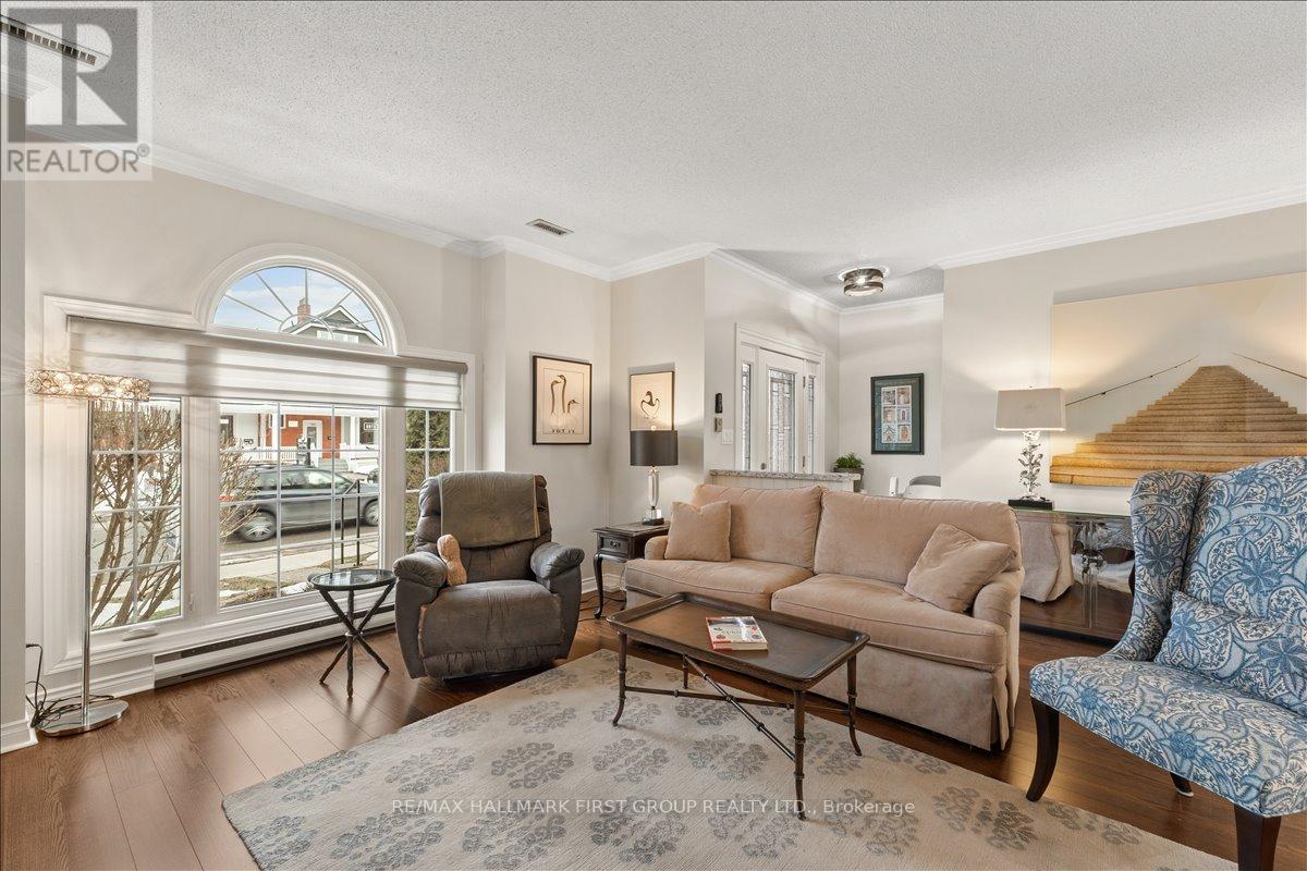 6 - 110 Mary Street W, Whitby (Downtown Whitby), Ontario  L1N 8M5 - Photo 9 - E12854904