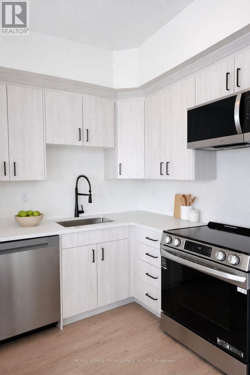 110 - 515 (Blk 59) Joseph Gale Street, Cobourg, Ontario  K9A 1K8 - Photo 6 - X12854806