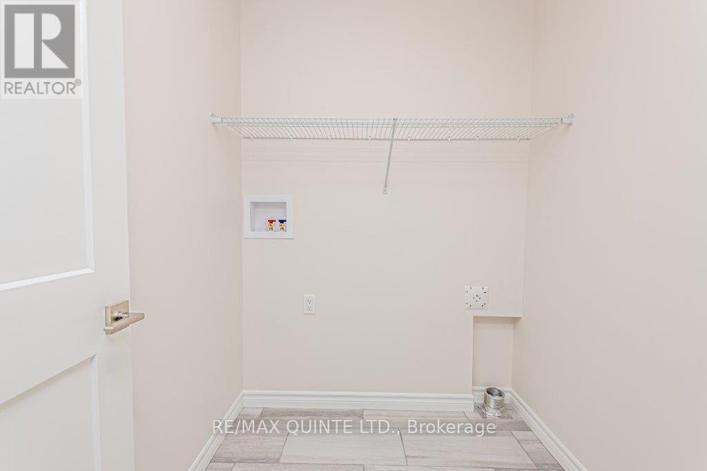 15 Nipigon Street, Belleville (Thurlow Ward), Ontario  K8N 0T3 - Photo 17 - X12854818