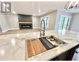 36 McDonald Crescent