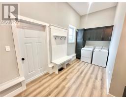 36 McDonald Crescent