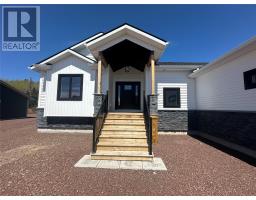 36 McDonald Crescent