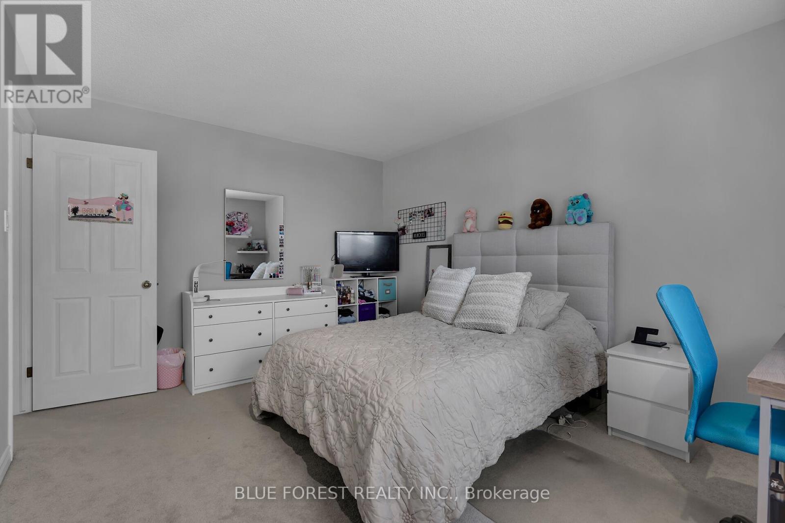 3 - 410 Ambleside Drive, London North (North A), Ontario  N6G 4Y3 - Photo 28 - X12854860