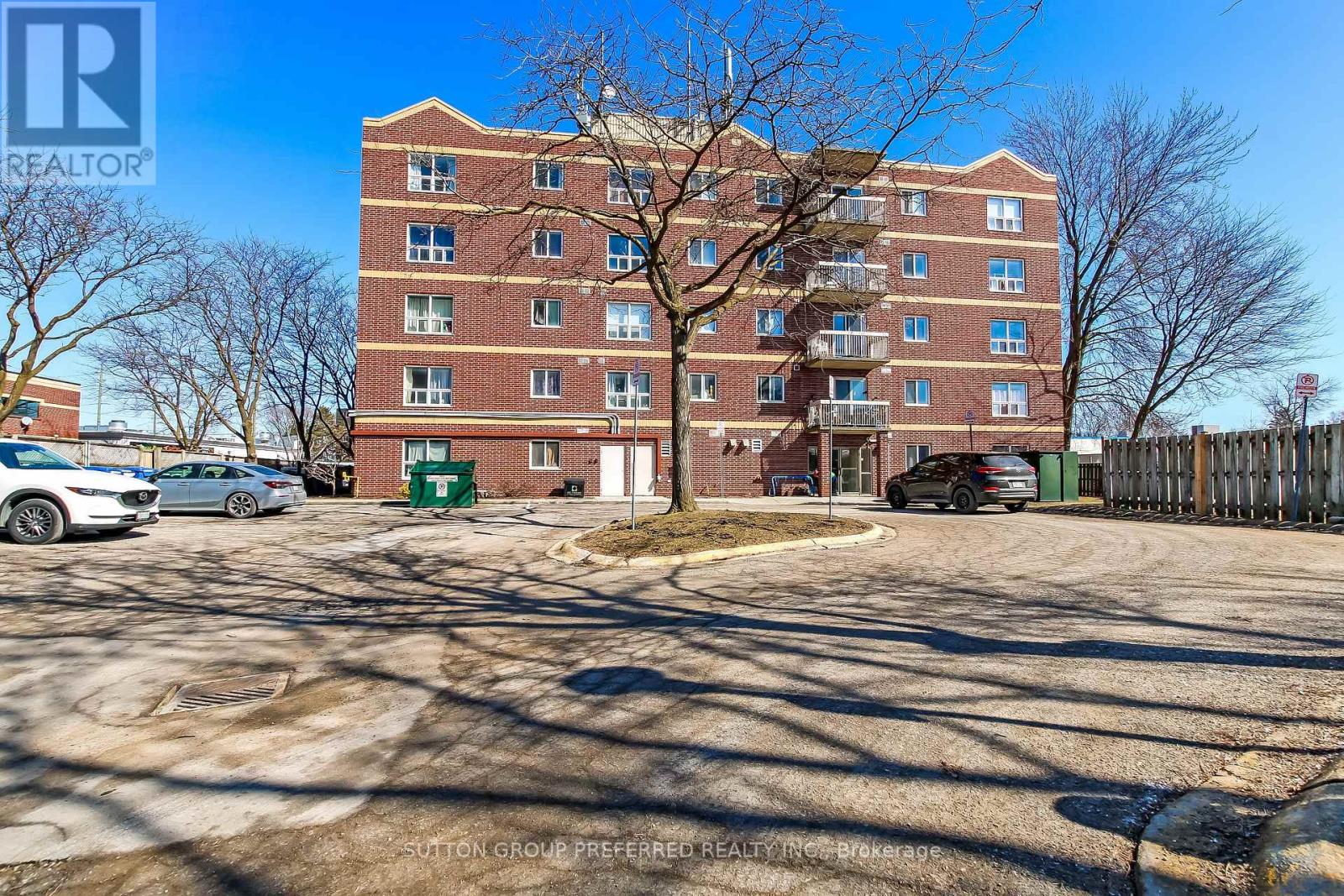 402 - 626 First Street, London East (East H), Ontario  N5V 2A2 - Photo 15 - X12854864