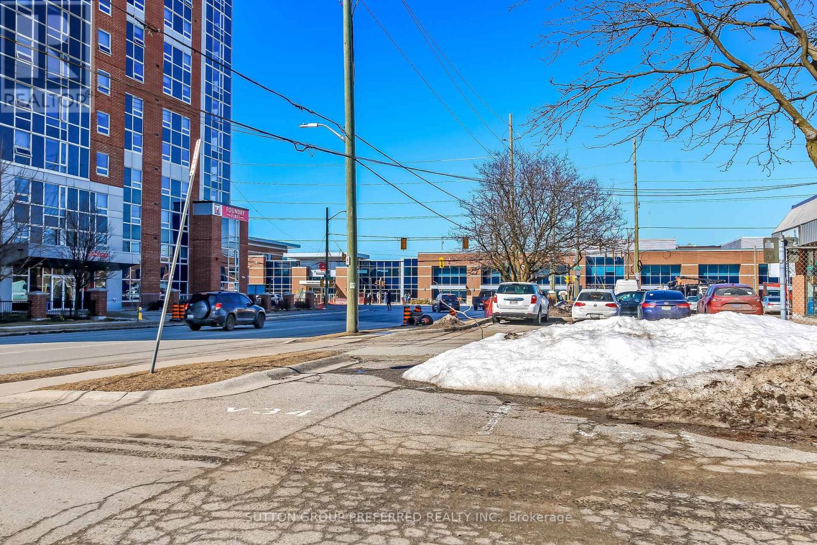 402 - 626 First Street, London East (East H), Ontario  N5V 2A2 - Photo 16 - X12854864