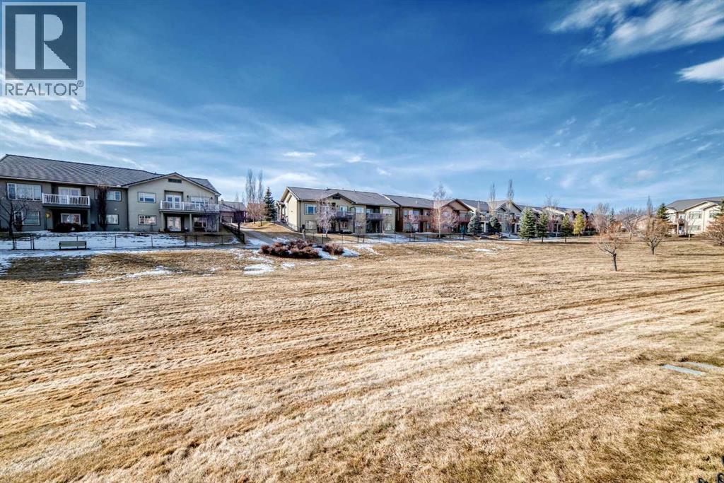 41 Bridle Estates Manor Sw, Calgary, Alberta  T2Y 5A7 - Photo 40 - A2286004