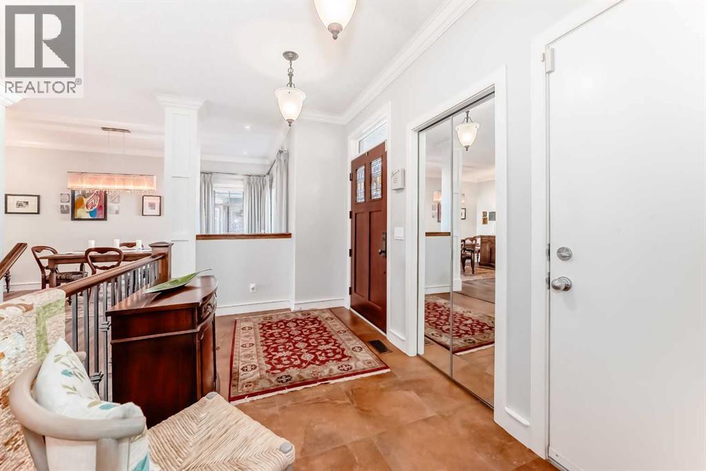 41 Bridle Estates Manor Sw, Calgary, Alberta  T2Y 5A7 - Photo 5 - A2286004