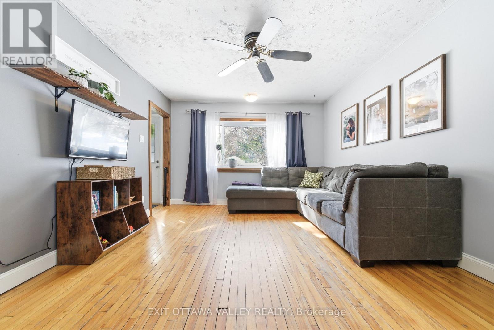 13 Spruce Crescent, Deep River, Ontario  K0J 1P0 - Photo 8 - X12854830