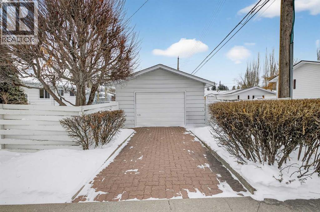 8011 5 Street Sw, Calgary, Alberta  T2V 1C4 - Photo 37 - A2288226