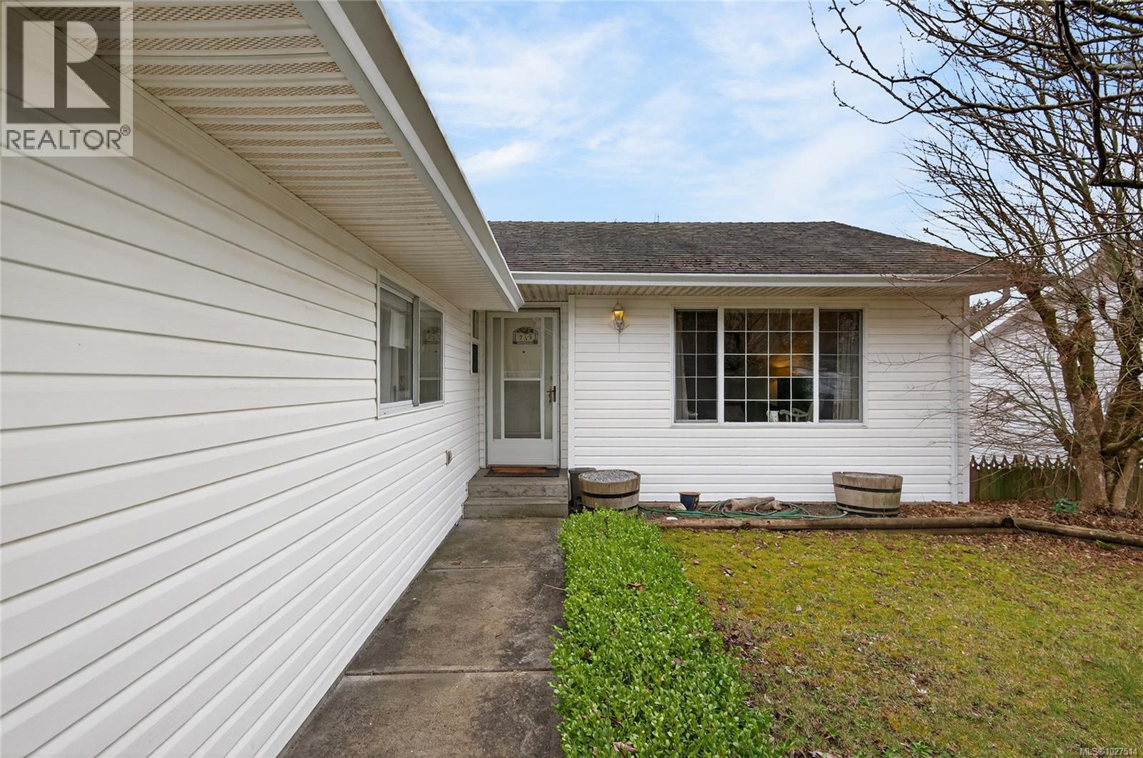 755 Kit Cres, Campbell River, British Columbia  V9H 1P6 - Photo 2 - 1027514