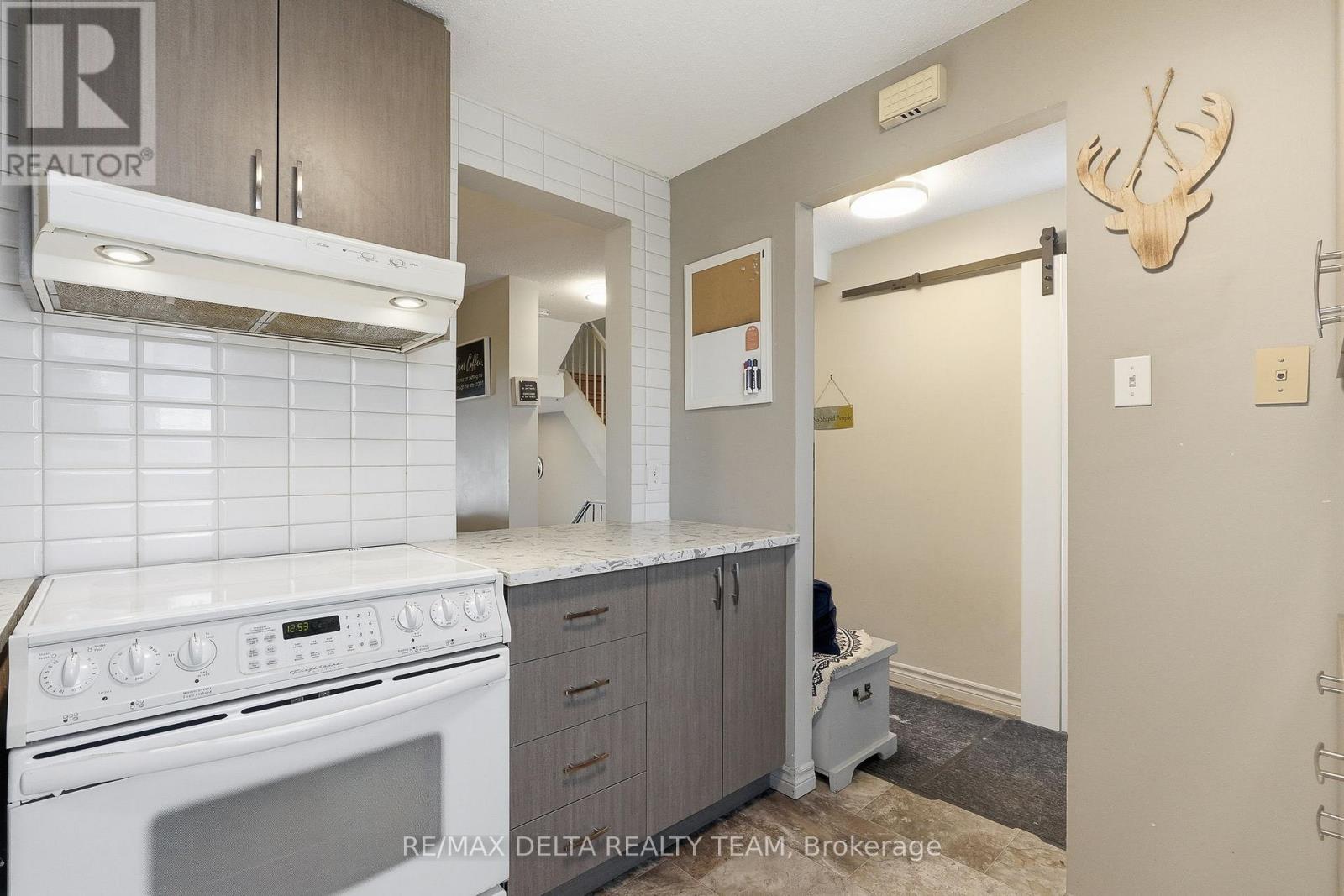 78 - 6821 Bilberry Drive, Ottawa, Ontario  K1C 2E8 - Photo 8 - X12854834