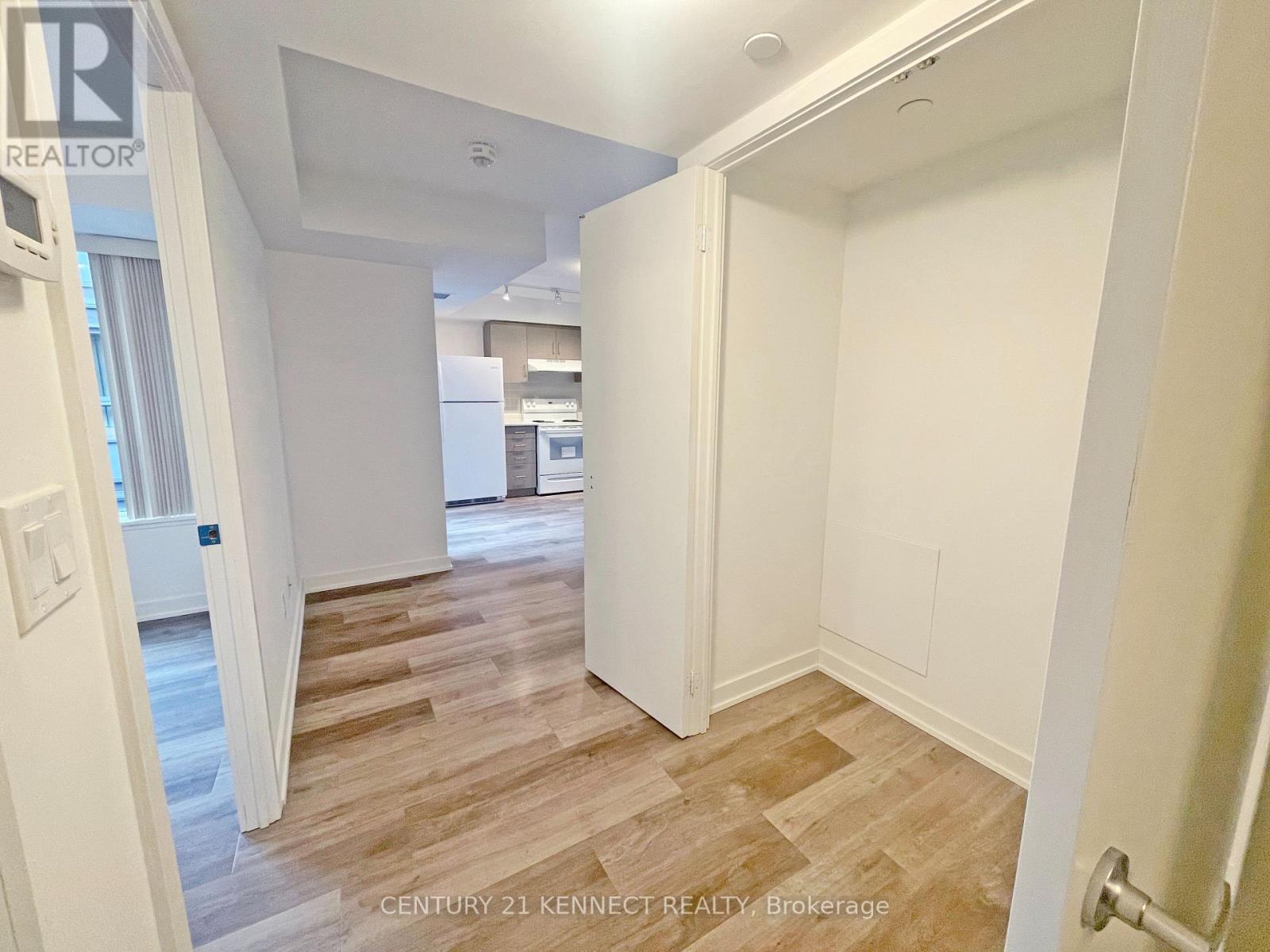 602r - 231 College Street, Toronto, Ontario  M5T 1R4 - Photo 13 - C12732430