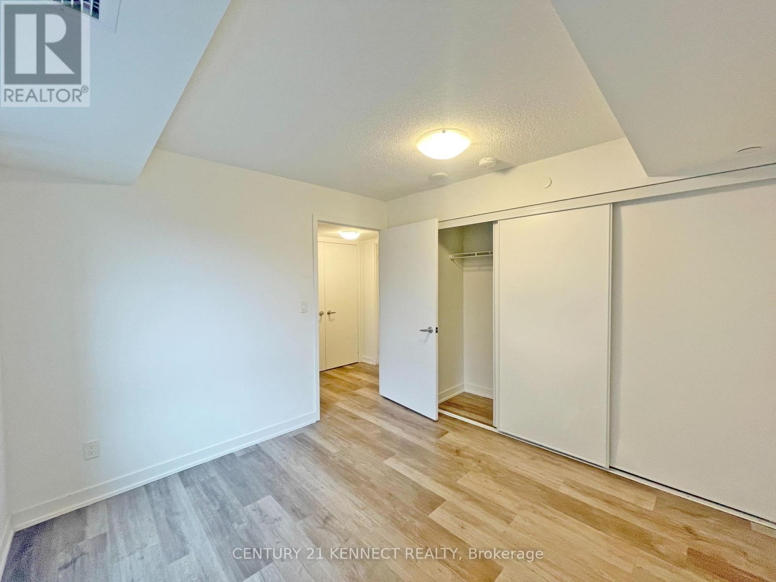 602r - 231 College Street, Toronto, Ontario  M5T 1R4 - Photo 10 - C12732430