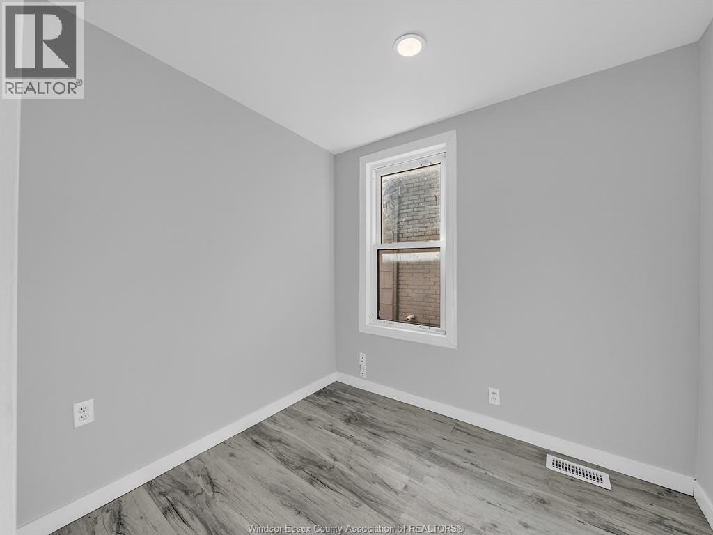 1153 University, Windsor, Ontario  N9A 3A5 - Photo 9 - 26004748
