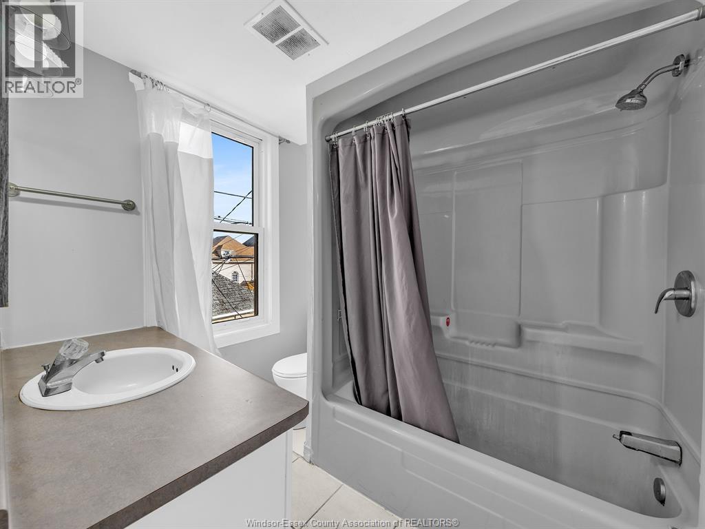 1153 University, Windsor, Ontario  N9A 3A5 - Photo 32 - 26004747