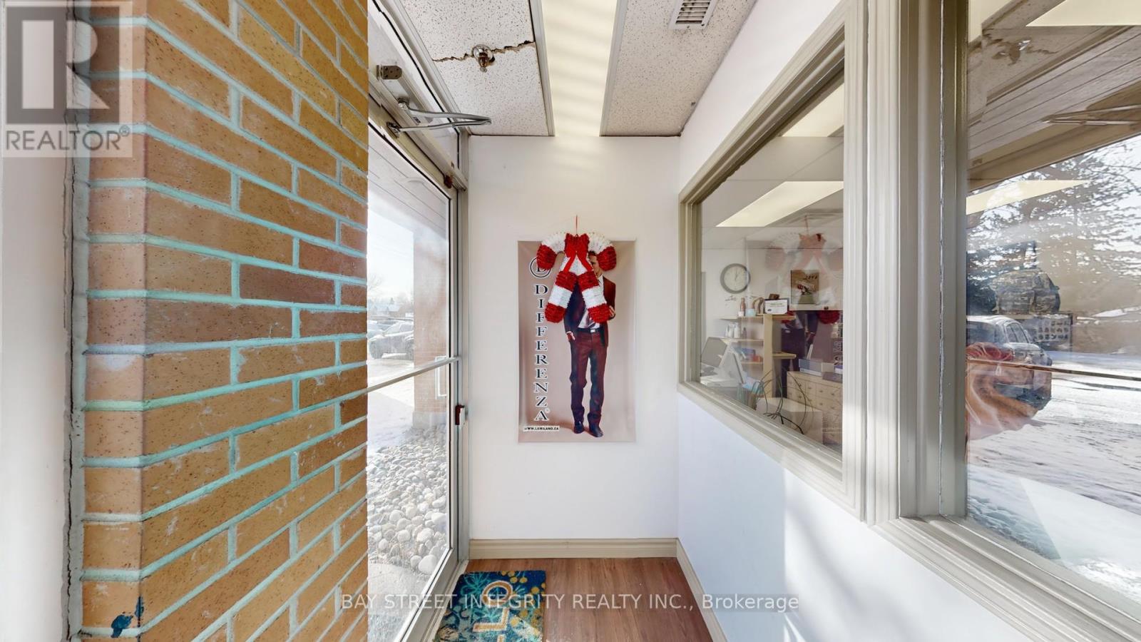 6 & 7 - 80 Bullock Drive, Markham, Ontario  L3P 3P7 - Photo 4 - N12606986