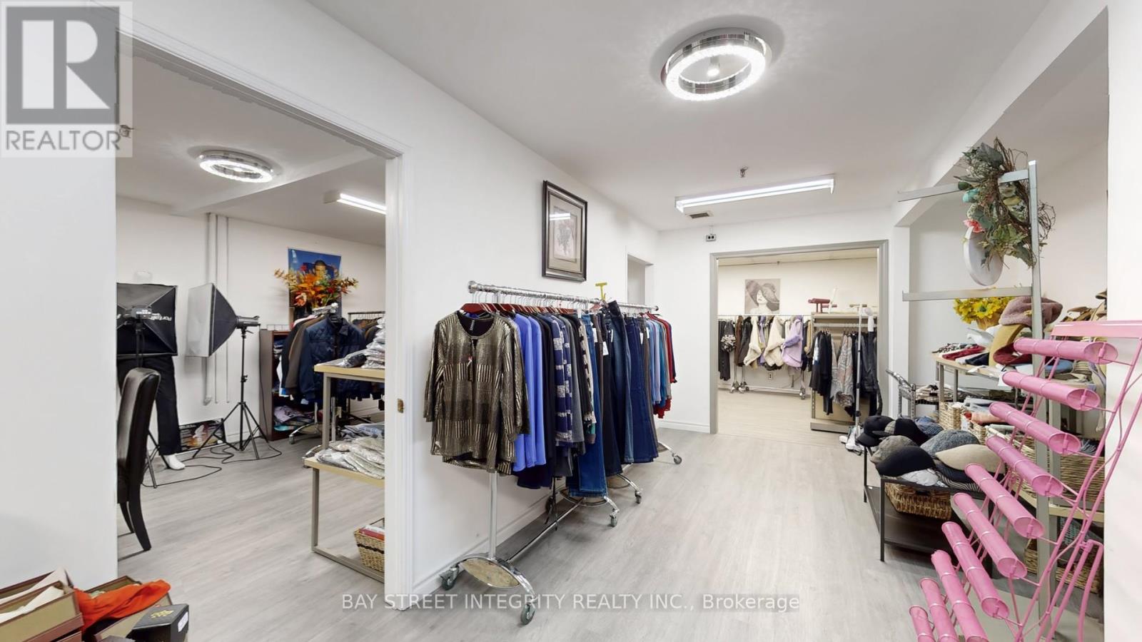 6 & 7 - 80 Bullock Drive, Markham, Ontario  L3P 3P7 - Photo 10 - N12606986