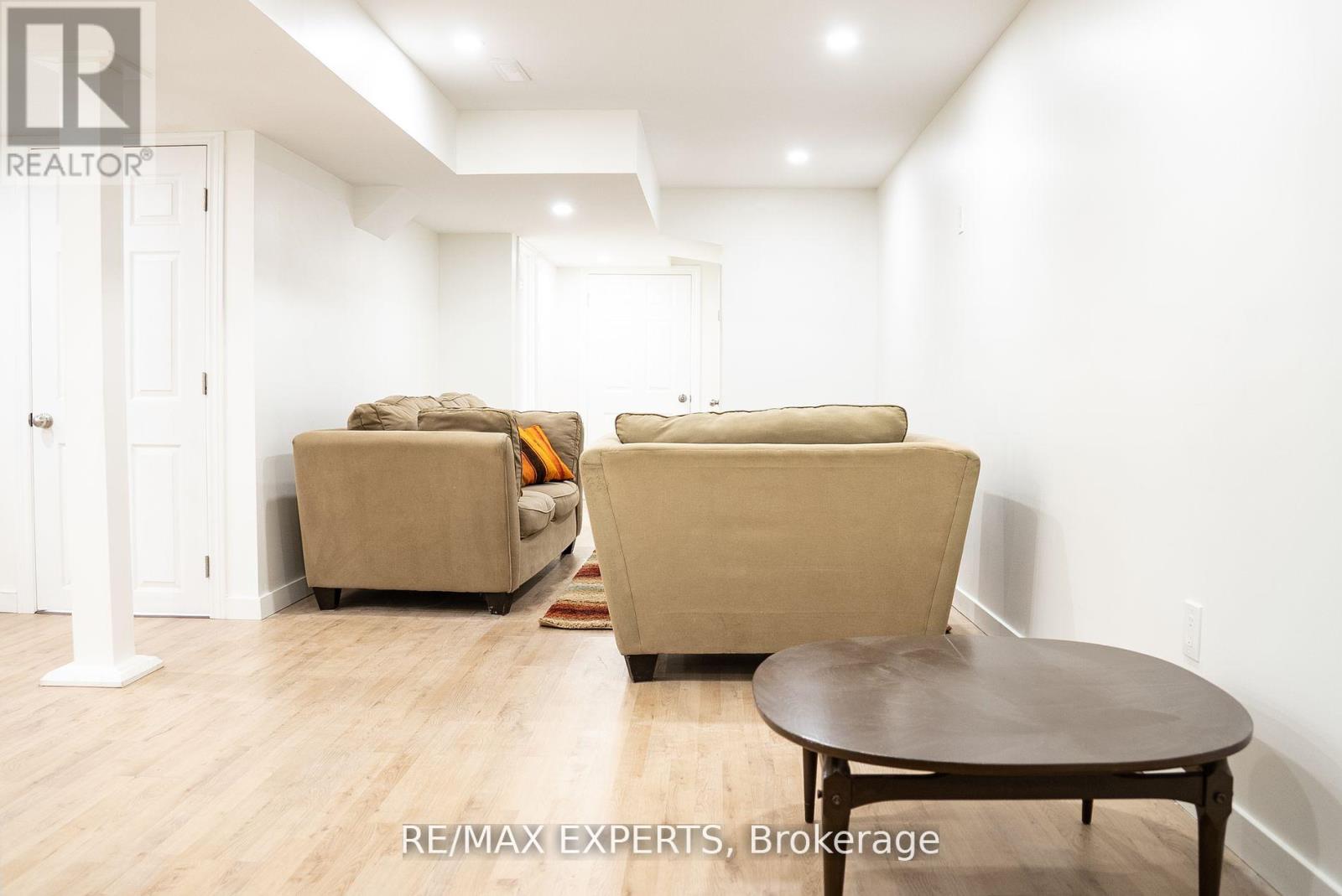 19 Shelbourne Drive, Vaughan (Vellore Village), Ontario  L4H 0K6 - Photo 34 - N12854166