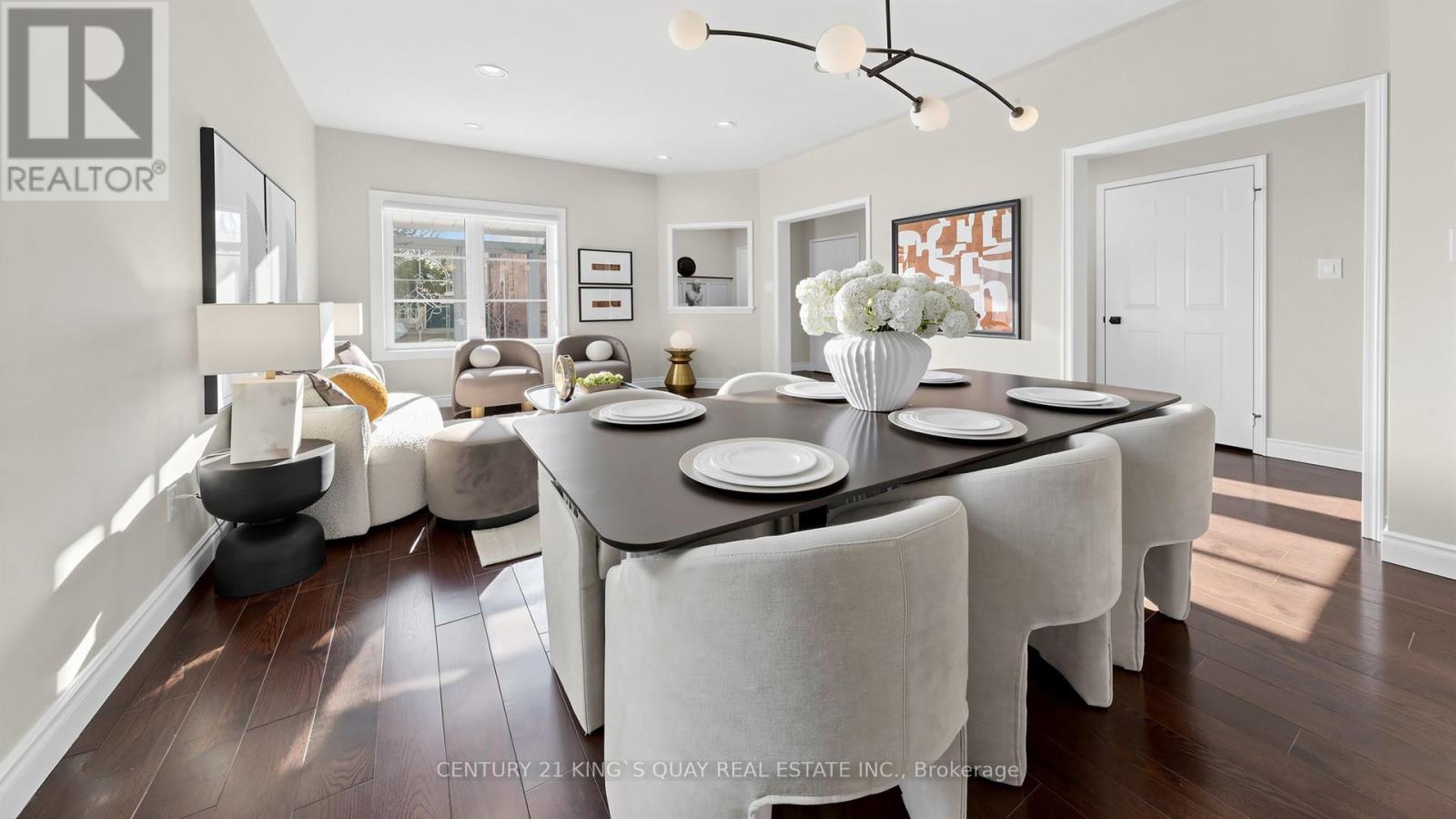 92 Canterfield Close, Markham (Markville), Ontario  L3P 7W1 - Photo 7 - N12854256