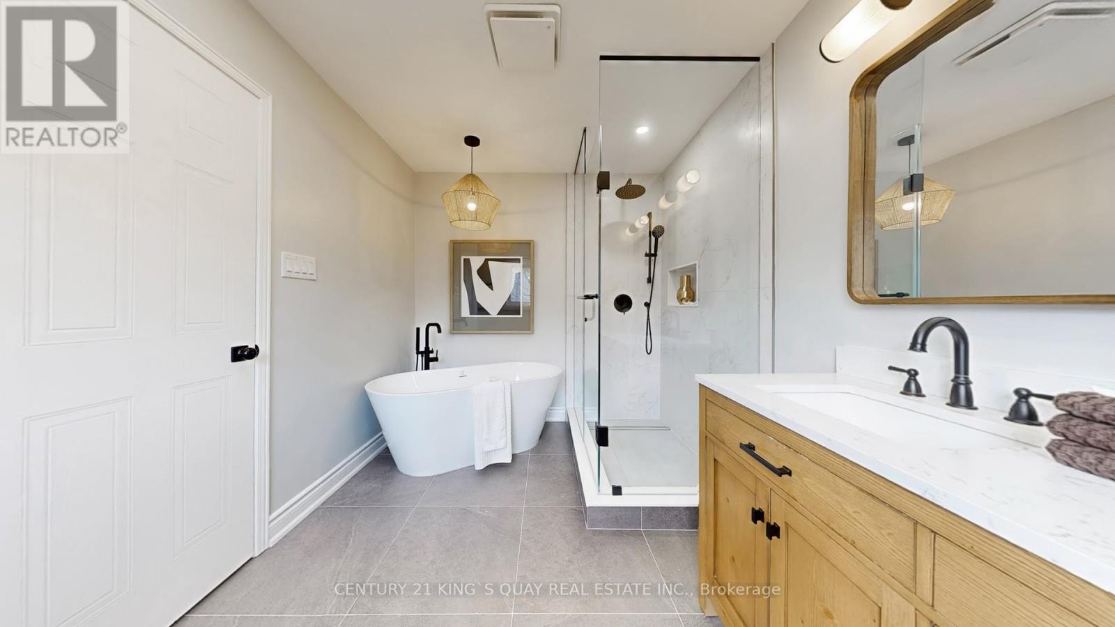 92 Canterfield Close, Markham (Markville), Ontario  L3P 7W1 - Photo 34 - N12854256