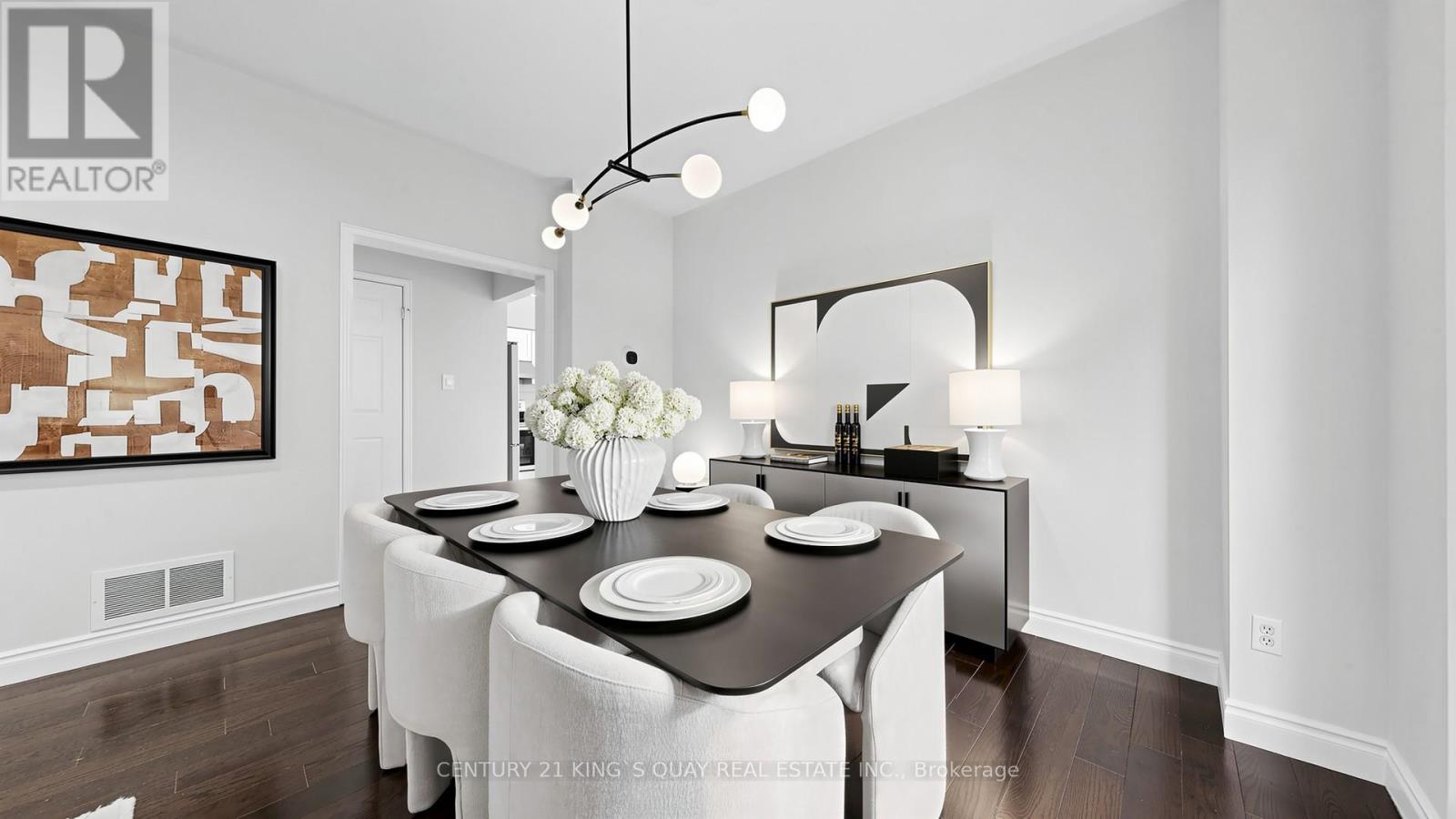 92 Canterfield Close, Markham (Markville), Ontario  L3P 7W1 - Photo 11 - N12854256