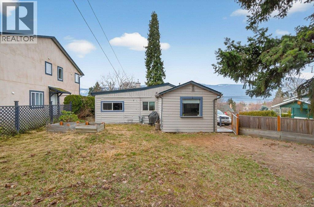520 6 Street Se, Salmon Arm, British Columbia  V1E 4P5 - Photo 40 - 10377410