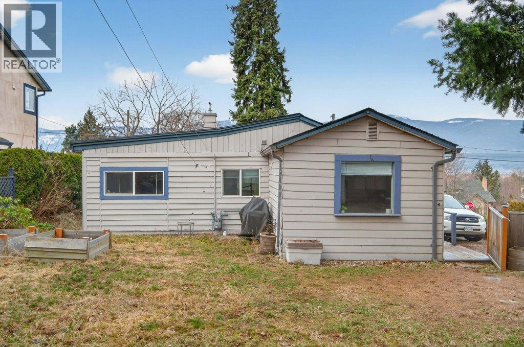 520 6 Street Se, Salmon Arm, British Columbia  V1E 4P5 - Photo 46 - 10377410