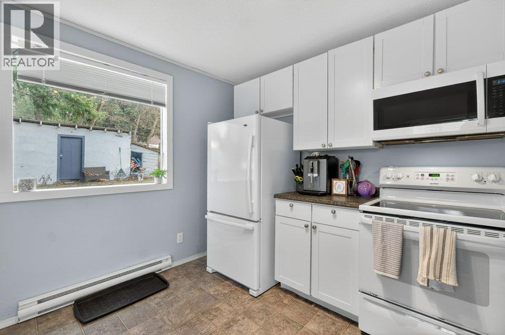 520 6 Street Se, Salmon Arm, British Columbia  V1E 4P5 - Photo 8 - 10377410