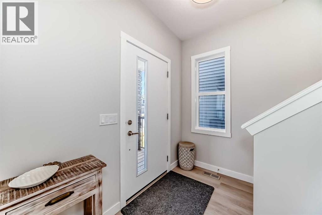 934 Cobblemore Common Sw, Airdrie, Alberta T4B 5L9 - Photo 3 - A2275495