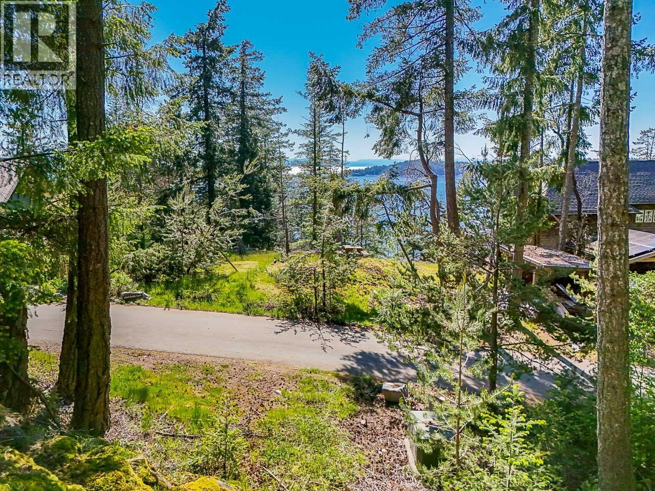 1795 EMILY LANE, Bowen Island, British Columbia