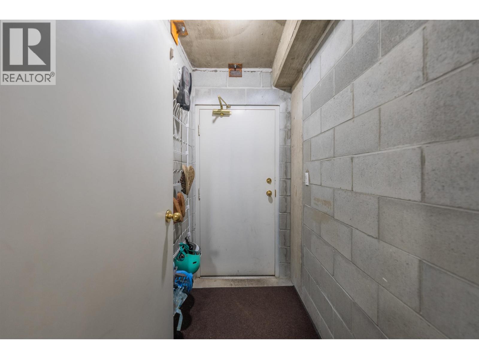 1 8581 Jellicoe Street, Vancouver, British Columbia  V5S 4T5 - Photo 34 - R3093101