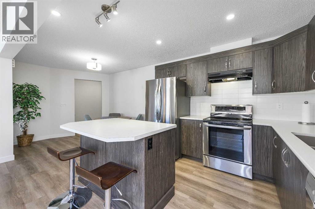 15 Yorkville Avenue Sw, Calgary, Alberta  T2X 4K3 - Photo 5 - A2289849