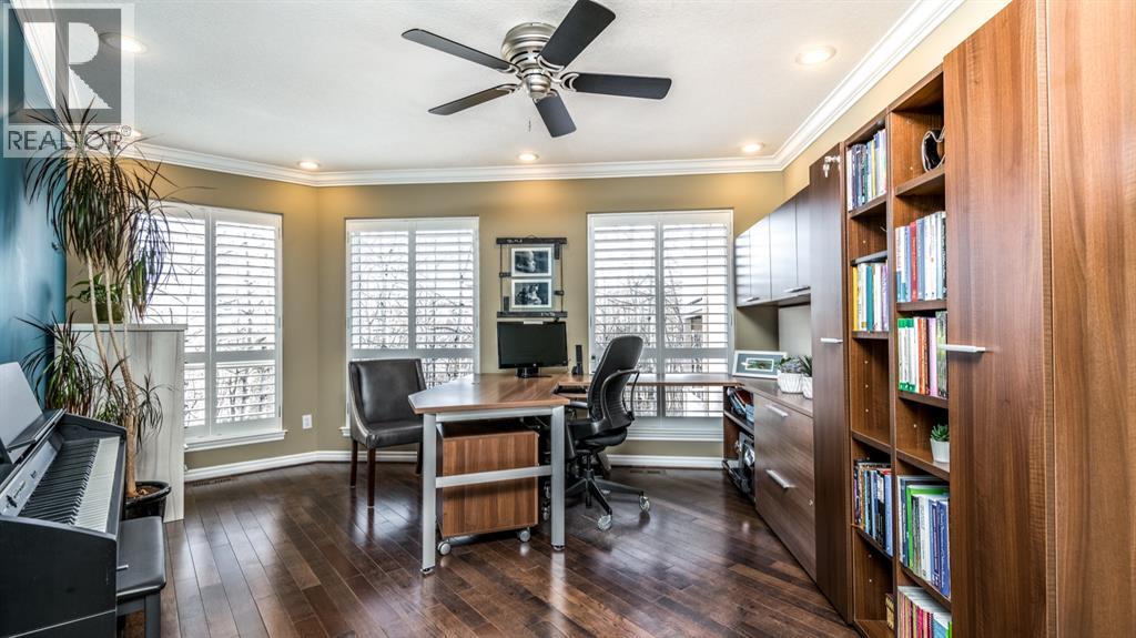 904 Patterson View Sw, Calgary, Alberta  T3H 3J9 - Photo 22 - A2290478