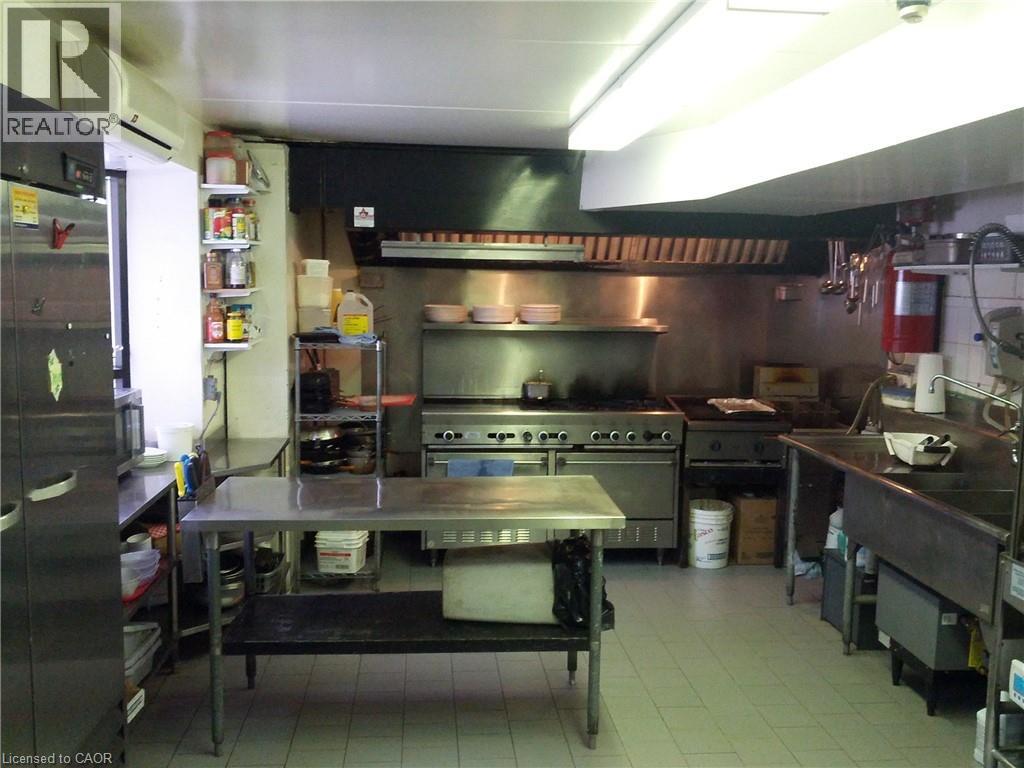 649 Main Street W, Hamilton, Ontario  L8S 1A2 - Photo 6 - 40810235