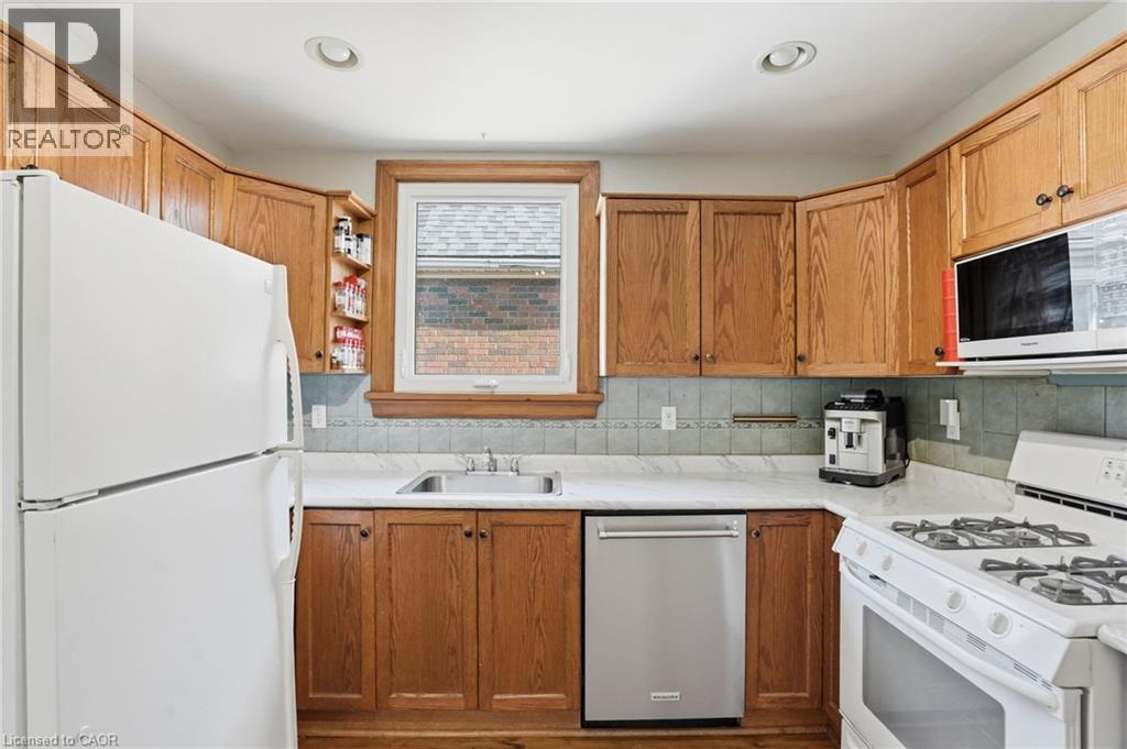 256 Stanley Avenue, Hamilton, Ontario  L8P 2L6 - Photo 10 - 40810169