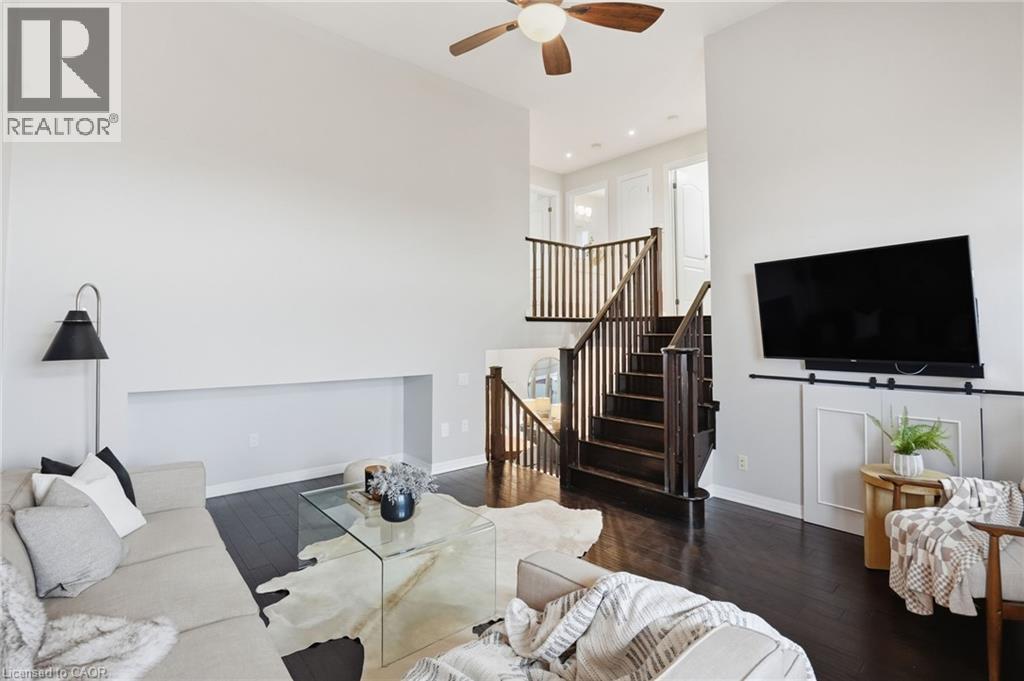 241 Montreal Circle, Stoney Creek, Ontario  L8E 0C6 - Photo 18 - 40806772