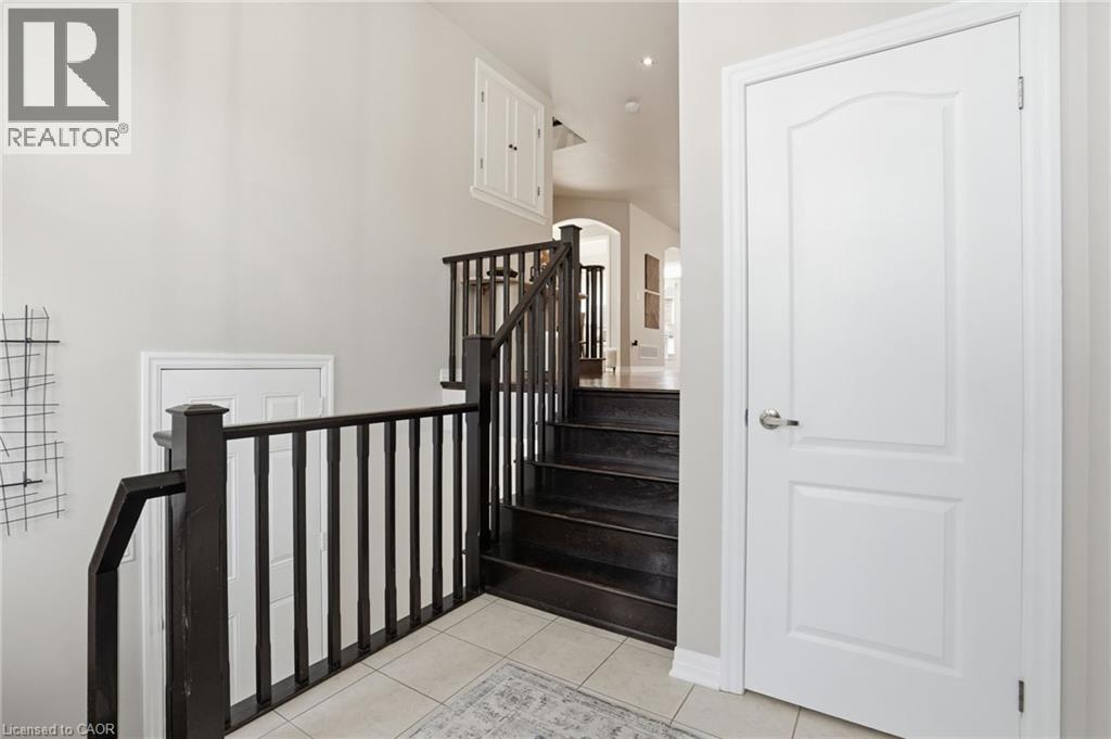 241 Montreal Circle, Stoney Creek, Ontario  L8E 0C6 - Photo 36 - 40806772