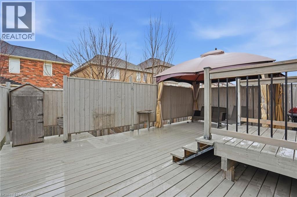 241 Montreal Circle, Stoney Creek, Ontario  L8E 0C6 - Photo 39 - 40806772