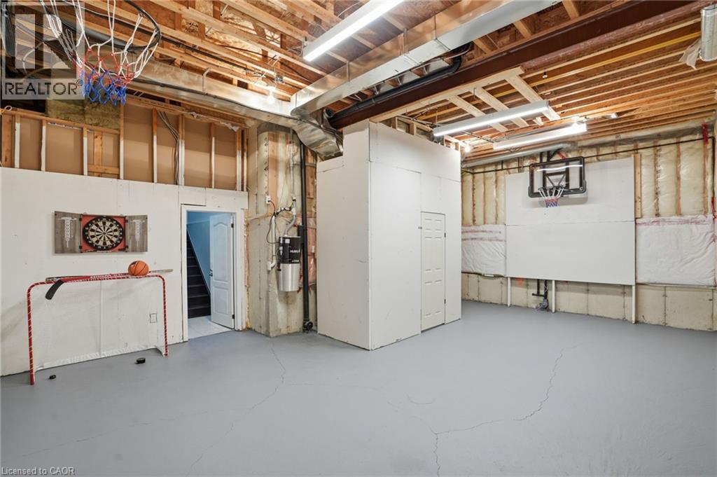 241 Montreal Circle, Stoney Creek, Ontario  L8E 0C6 - Photo 44 - 40806772