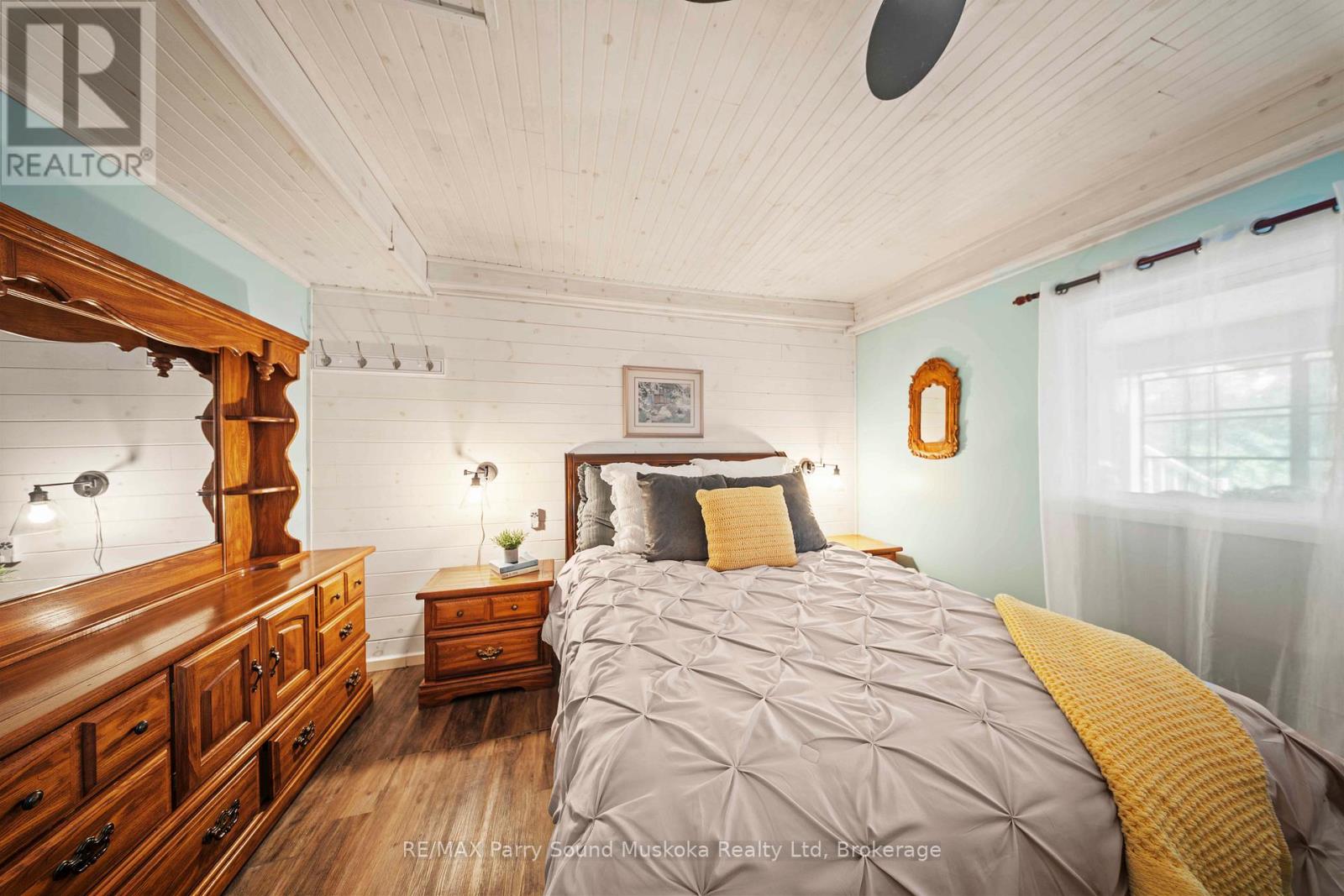 16 Golden Horseshoe Lane, Whitestone, Ontario  P0G 1G0 - Photo 26 - X12854918