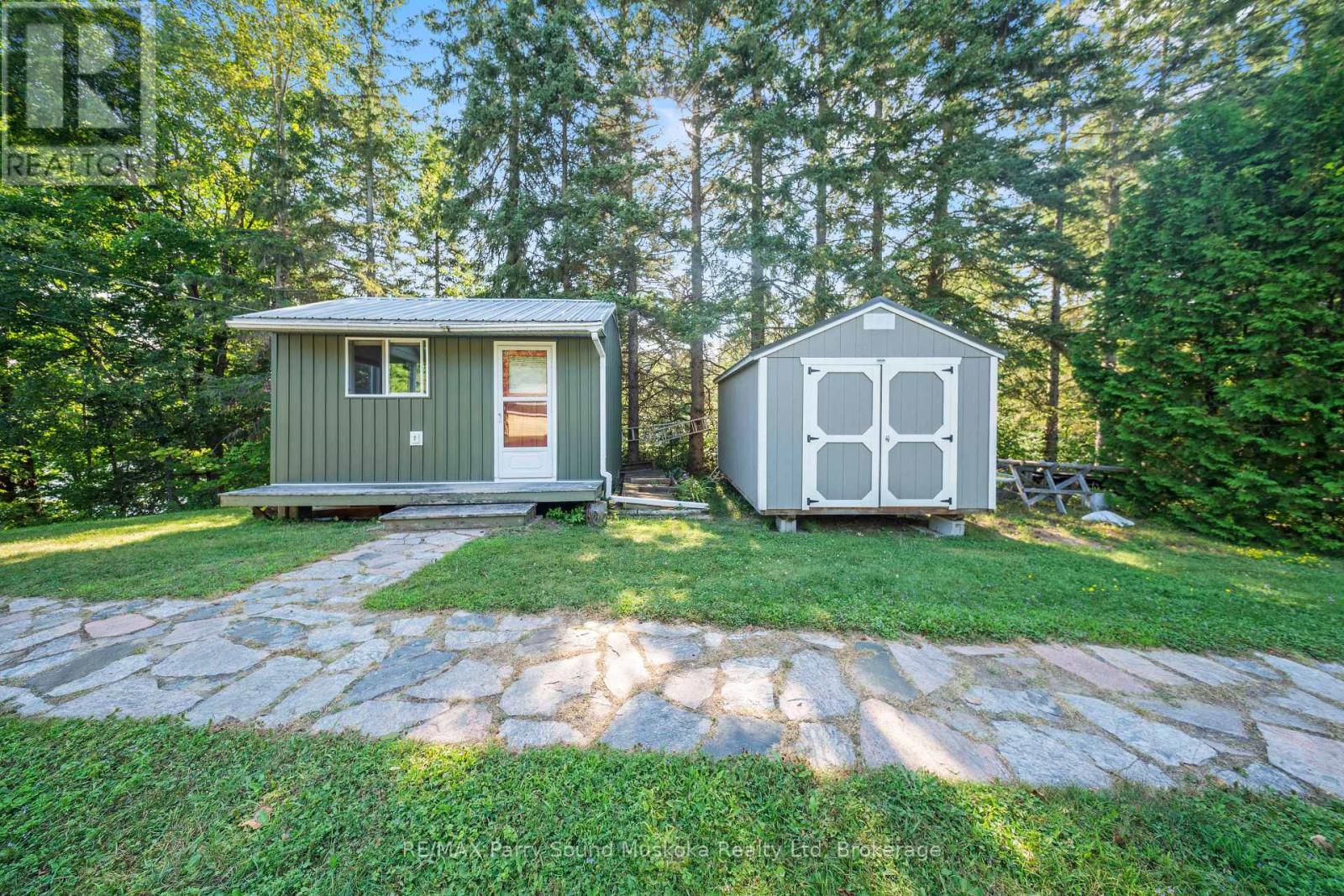 16 Golden Horseshoe Lane, Whitestone, Ontario  P0G 1G0 - Photo 36 - X12854918