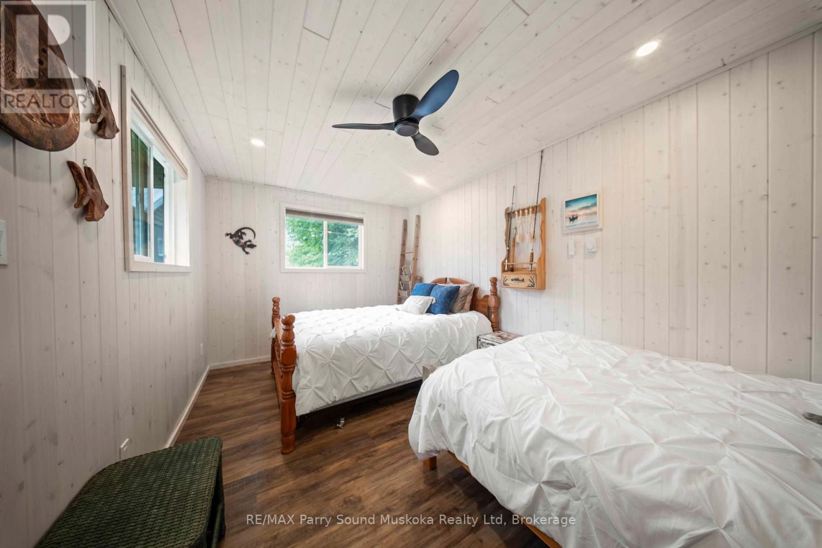 16 Golden Horseshoe Lane, Whitestone, Ontario  P0G 1G0 - Photo 37 - X12854918