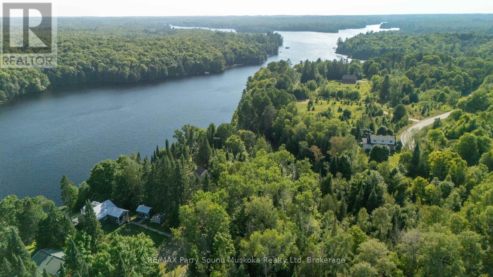 16 Golden Horseshoe Lane, Whitestone, Ontario  P0G 1G0 - Photo 46 - X12854918