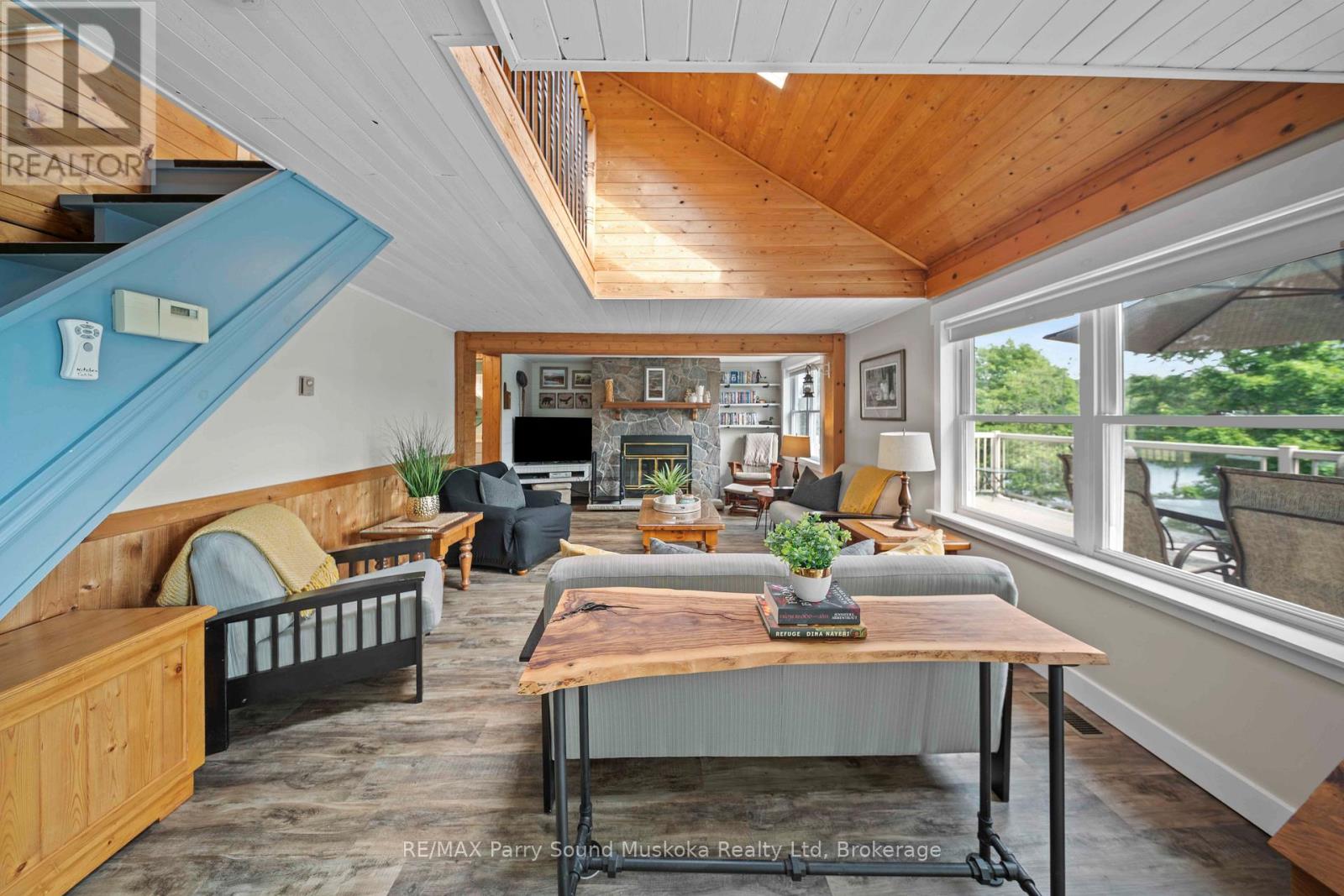 16 Golden Horseshoe Lane, Whitestone, Ontario  P0G 1G0 - Photo 5 - X12854918