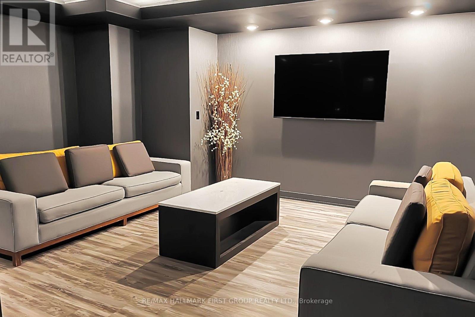 530 - 21 Iceboat Terrace, Toronto (Waterfront Communities), Ontario  M5V 4A9 - Photo 27 - C12854810