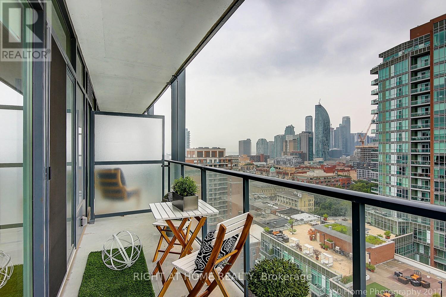 1613 - 105 George Street, Toronto, Ontario  M5A 2N4 - Photo 26 - C12854892