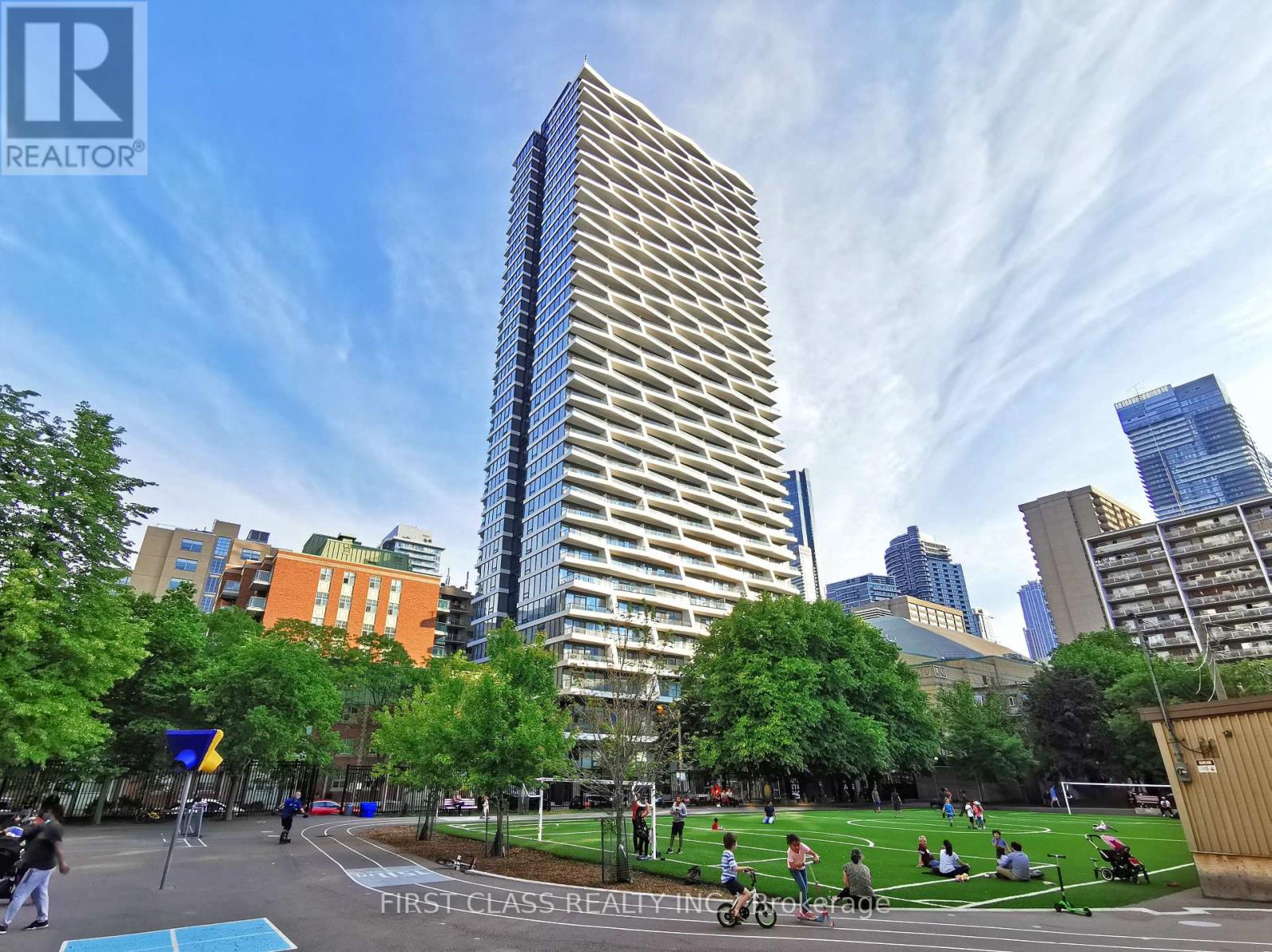 2515 - 85 WOOD STREET, Toronto, Ontario