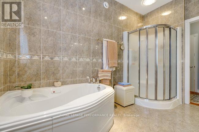 6802 Riverview Drive, South Glengarry, Ontario  K6H 7M1 - Photo 16 - X12854916